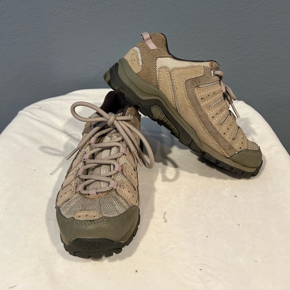 Women’s Columbia shoes size 6 - Picture 1 of 5
